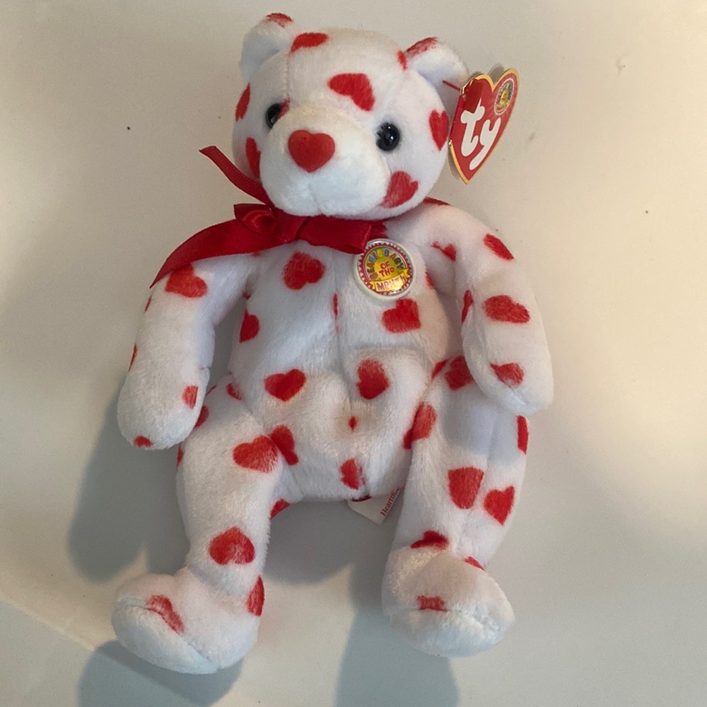 Beanie if the month Heartthrob ty beanie baby
